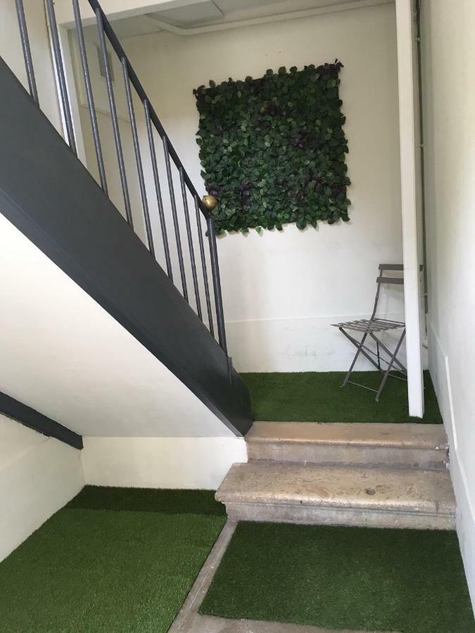 Le Cru Colbert Apartment Beaune  Exterior foto